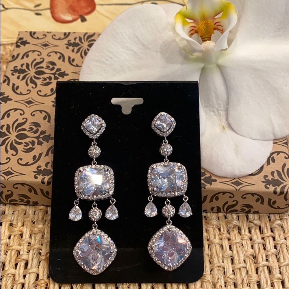 CZ Rhodium silver elegant earrings